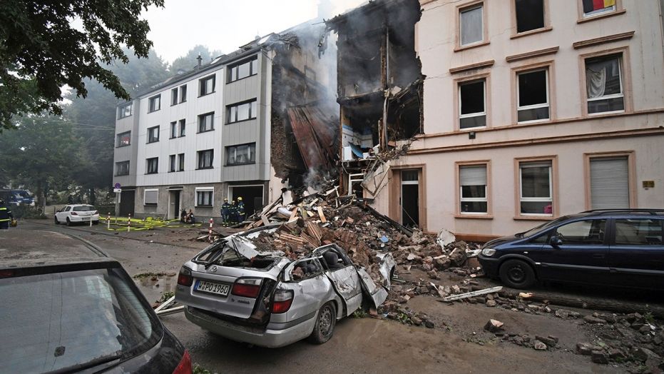 Eksplosion i Bygning i Tyske Wuppertal Kvæster Flere
